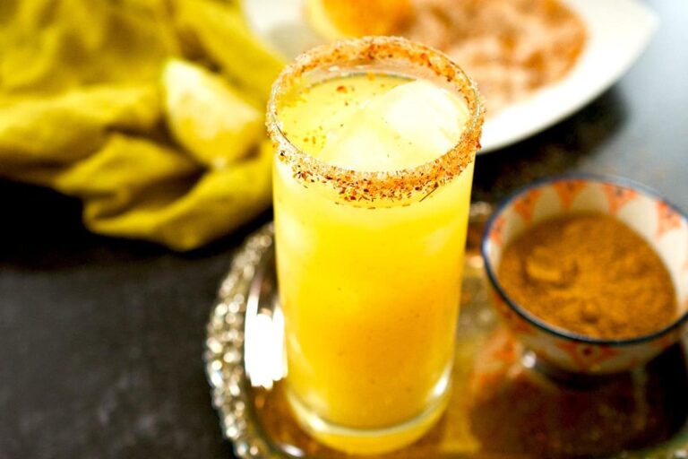What Makes Alphonso Mango Mix a Favourite for Tropical Drinks